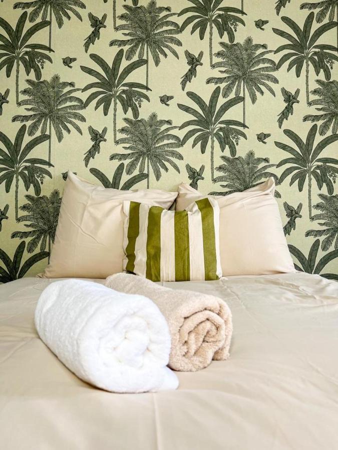 Suite Shamrock Лион Екстериор снимка