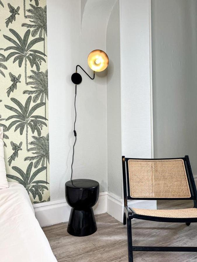 Suite Shamrock Лион Екстериор снимка