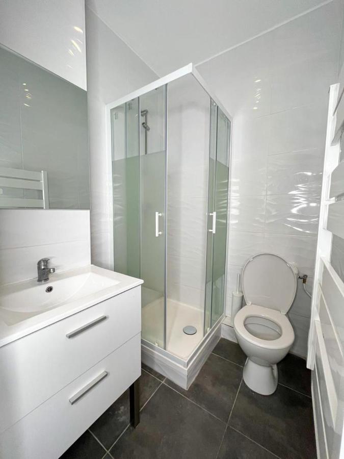 Suite Shamrock Лион Екстериор снимка