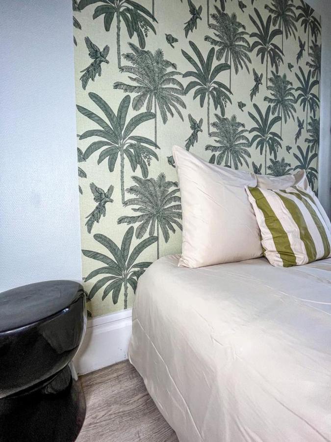 Suite Shamrock Лион Екстериор снимка